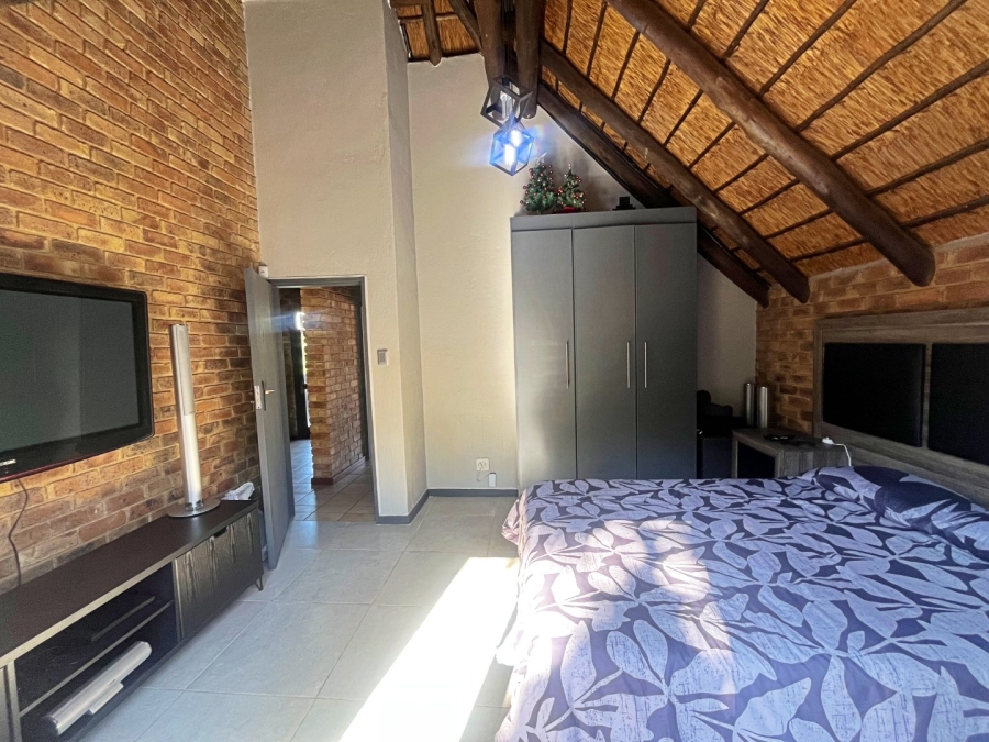 4 Bedroom Property for Sale in Val de Grace Gauteng