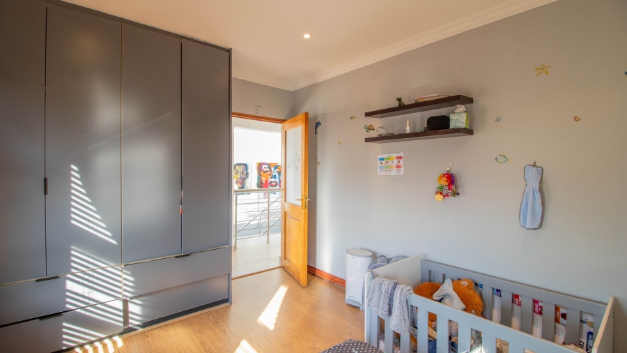 4 Bedroom Property for Sale in Greenstone Hill Gauteng