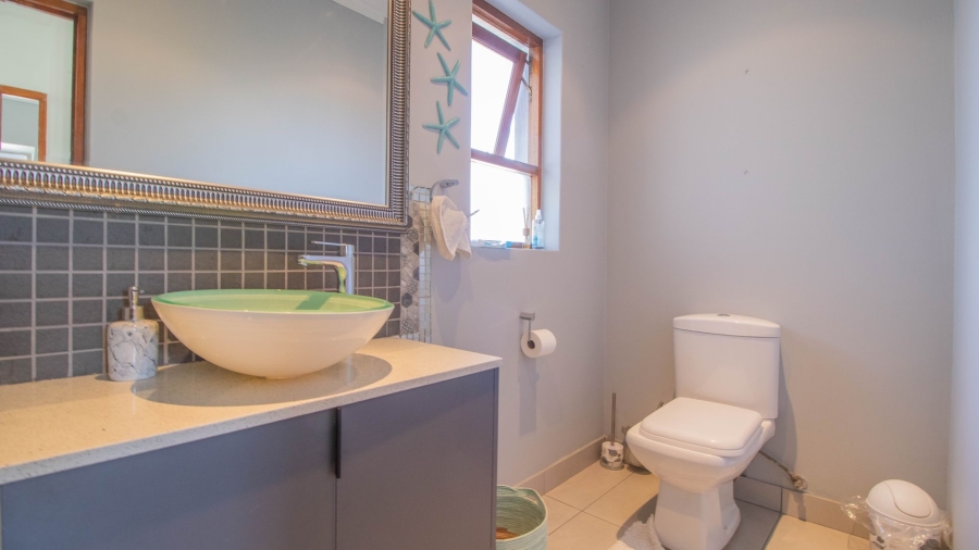 4 Bedroom Property for Sale in Greenstone Hill Gauteng