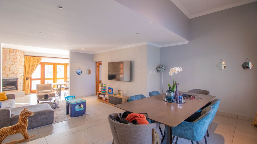 4 Bedroom Property for Sale in Greenstone Hill Gauteng