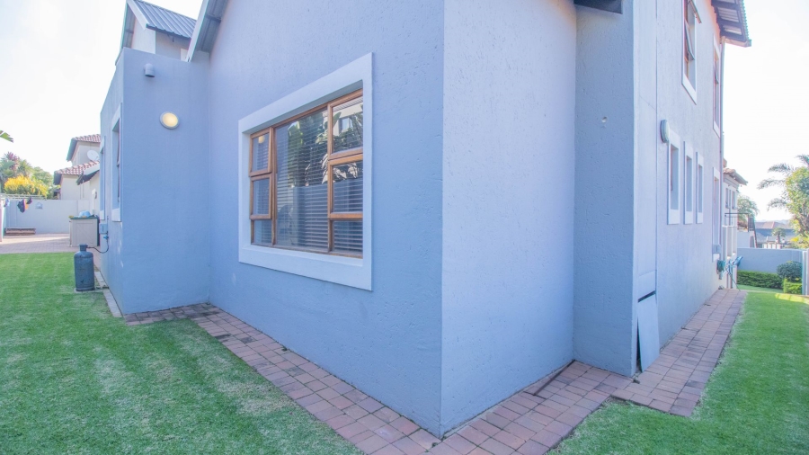 4 Bedroom Property for Sale in Greenstone Hill Gauteng