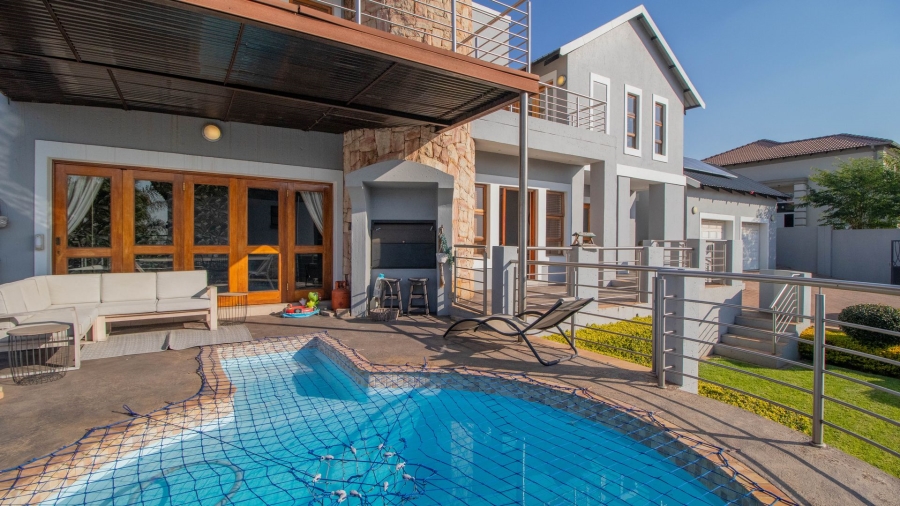 4 Bedroom Property for Sale in Greenstone Hill Gauteng
