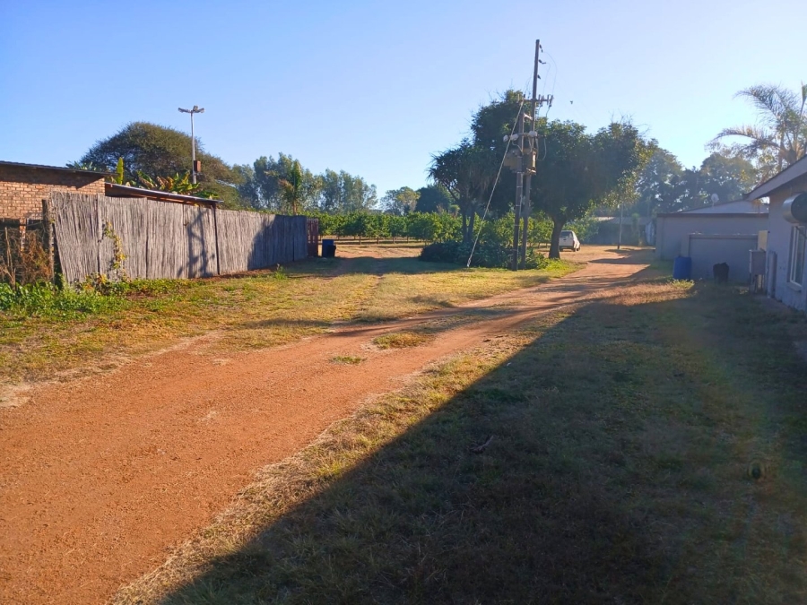 Commercial Property for Sale in Vasfontein AH Gauteng