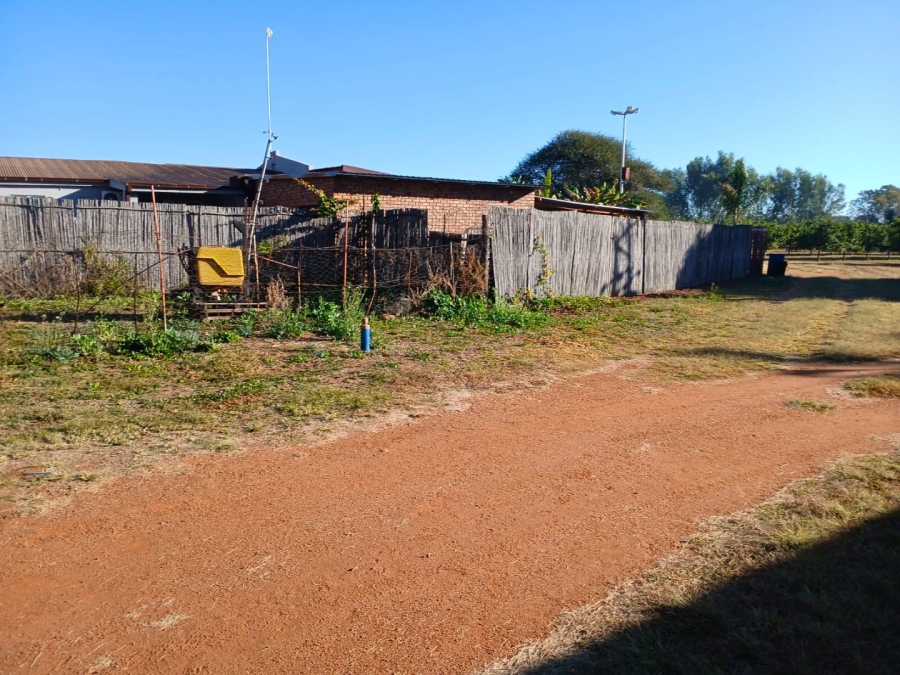 Commercial Property for Sale in Vasfontein AH Gauteng