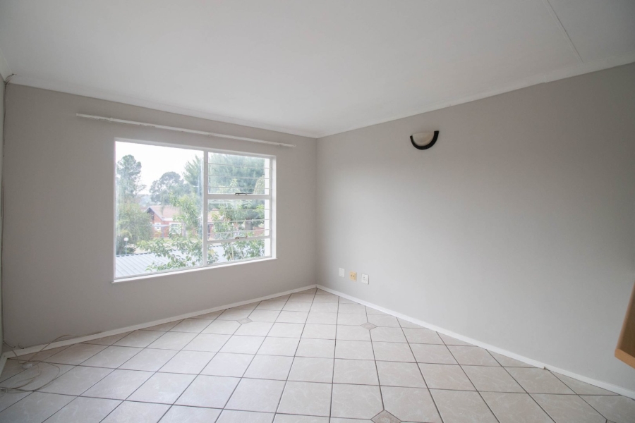 2 Bedroom Property for Sale in Glen Marais Gauteng