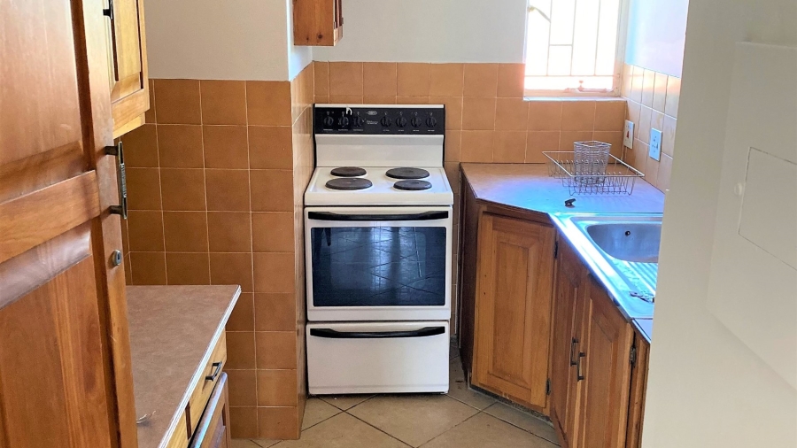 To Let 2 Bedroom Property for Rent in Pierre Van Ryneveld Gauteng