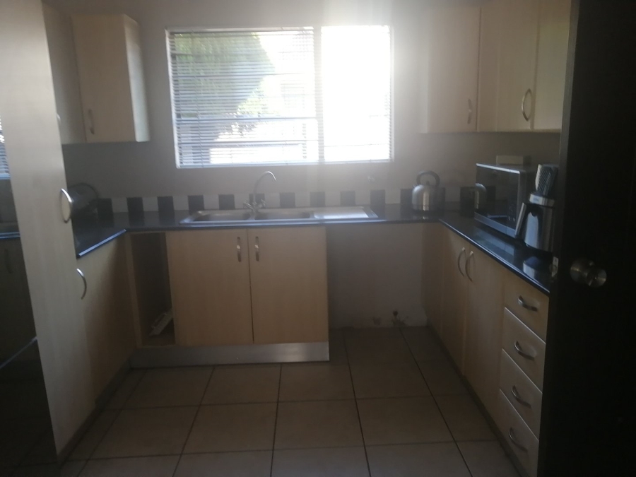 3 Bedroom Property for Sale in Broadacres Gauteng