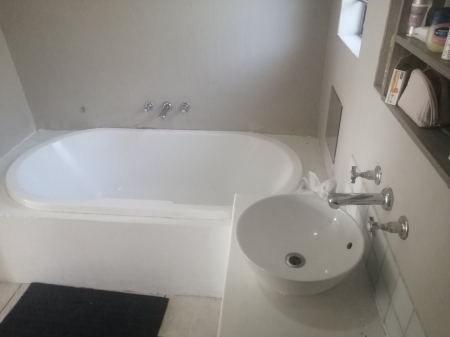 3 Bedroom Property for Sale in Broadacres Gauteng