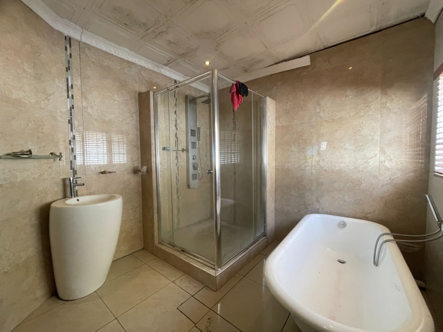 3 Bedroom Property for Sale in Westdene Gauteng