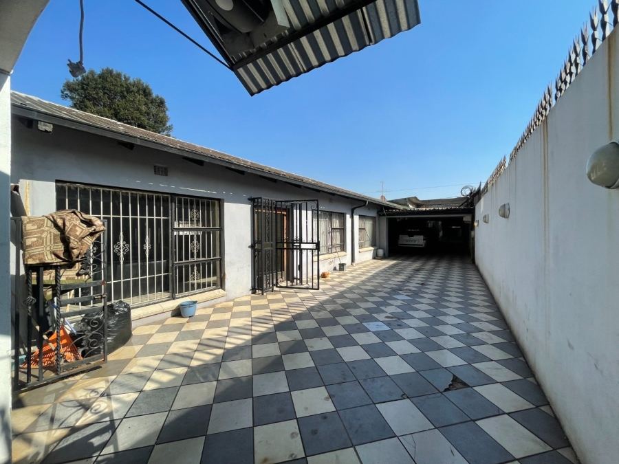 3 Bedroom Property for Sale in Westdene Gauteng