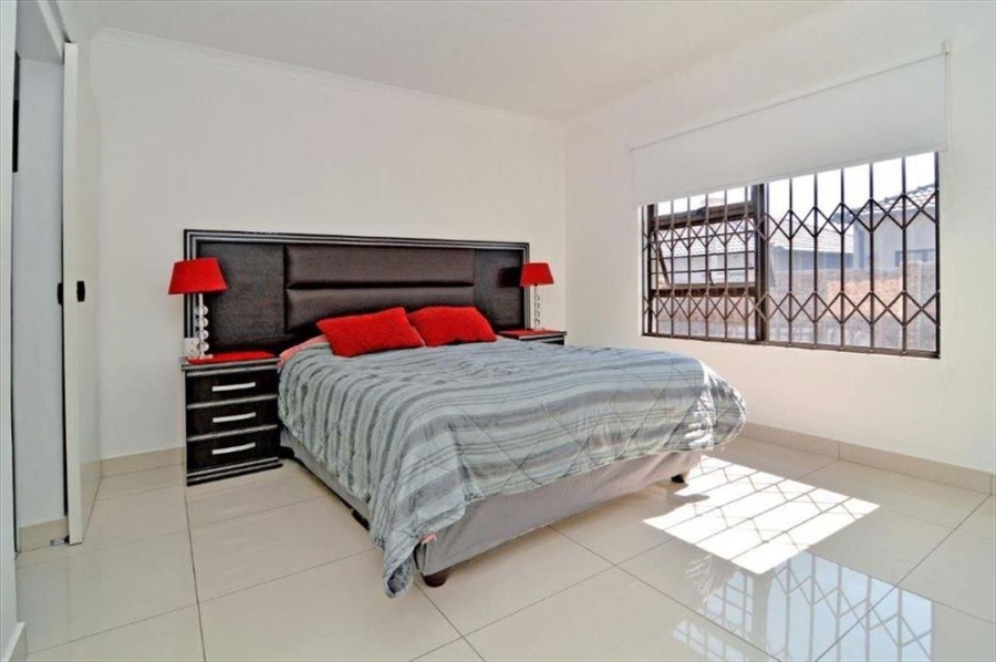 3 Bedroom Property for Sale in Parkrand Gauteng