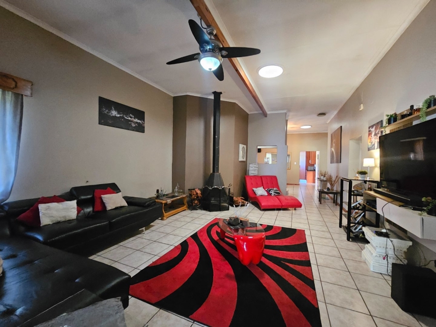 5 Bedroom Property for Sale in Vanderbijlpark Sw 2 Gauteng