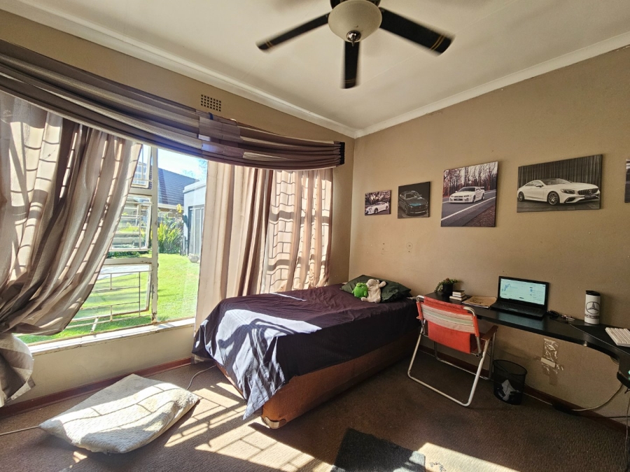 5 Bedroom Property for Sale in Vanderbijlpark Sw 2 Gauteng