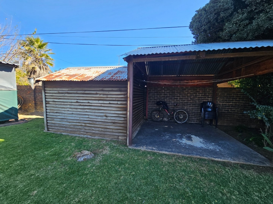 5 Bedroom Property for Sale in Vanderbijlpark Sw 2 Gauteng