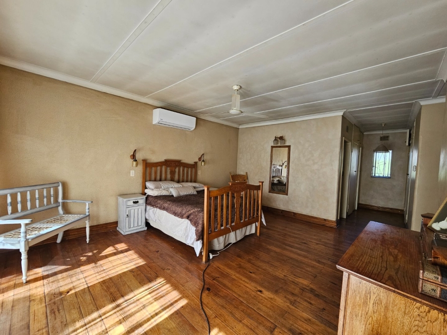 4 Bedroom Property for Sale in Vanderbijlpark SE 7 Gauteng