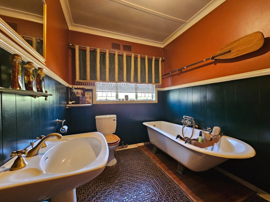 4 Bedroom Property for Sale in Vanderbijlpark SE 7 Gauteng
