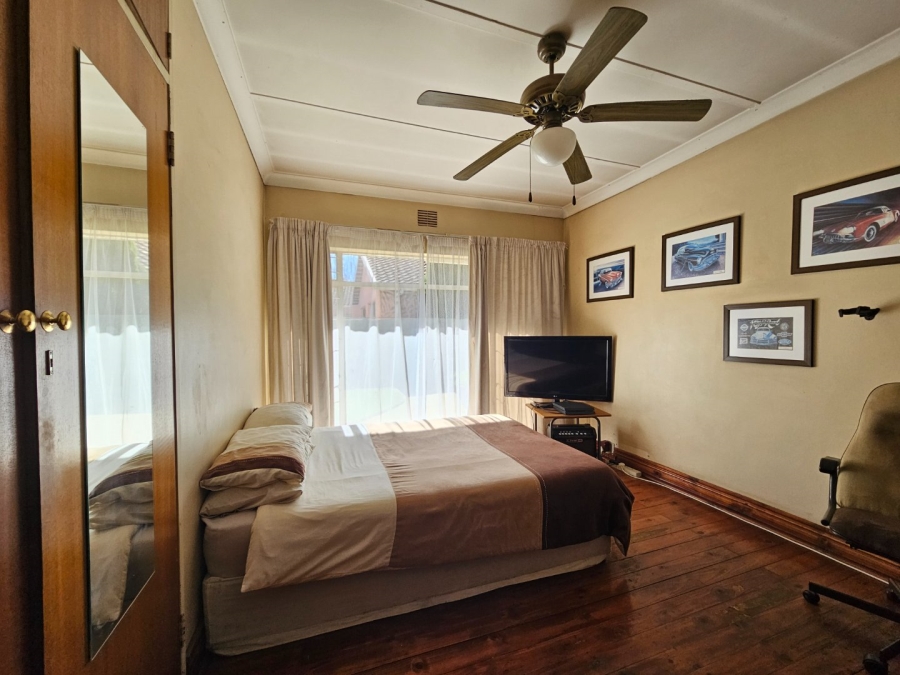 4 Bedroom Property for Sale in Vanderbijlpark SE 7 Gauteng