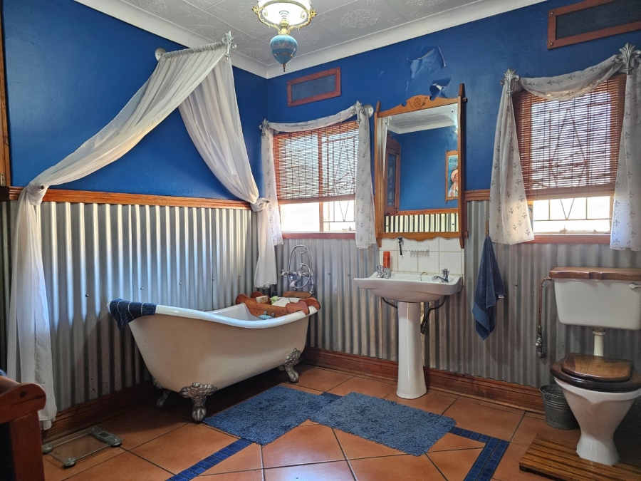 4 Bedroom Property for Sale in Vanderbijlpark SE 7 Gauteng