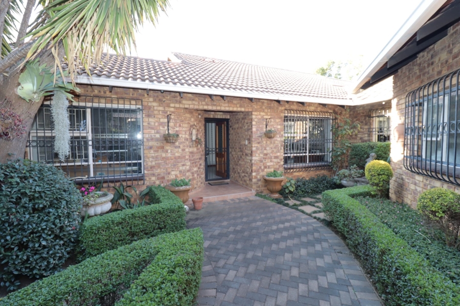 3 Bedroom Property for Sale in Moreleta Park Gauteng
