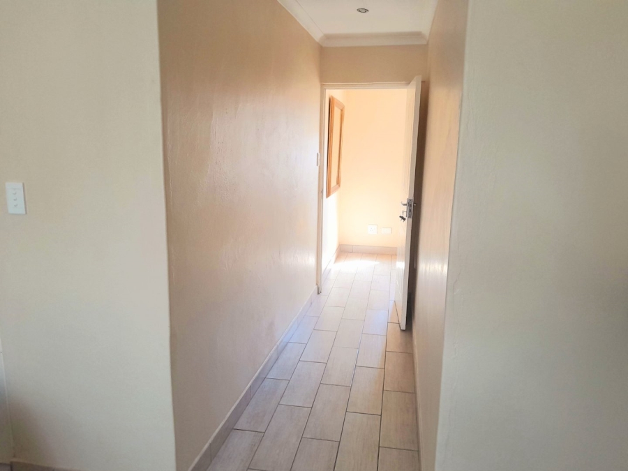 4 Bedroom Property for Sale in Halfway Gardens Gauteng