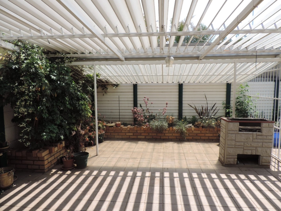 4 Bedroom Property for Sale in Vanderbijlpark Sw 2 Gauteng
