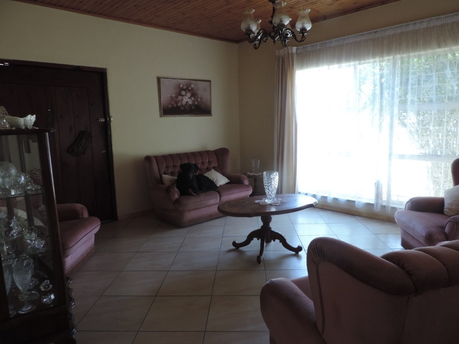 4 Bedroom Property for Sale in Vanderbijlpark Sw 2 Gauteng