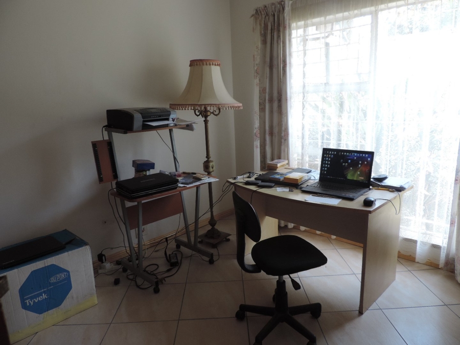 4 Bedroom Property for Sale in Vanderbijlpark Sw 2 Gauteng