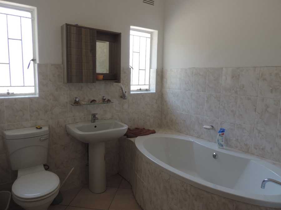4 Bedroom Property for Sale in Vanderbijlpark Sw 2 Gauteng