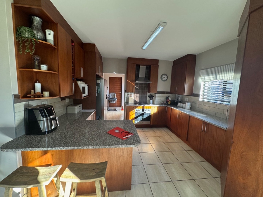 3 Bedroom Property for Sale in Midstream Hill Gauteng