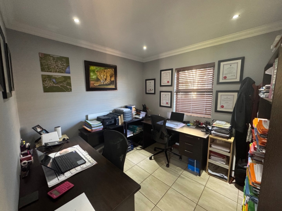 3 Bedroom Property for Sale in Midstream Hill Gauteng
