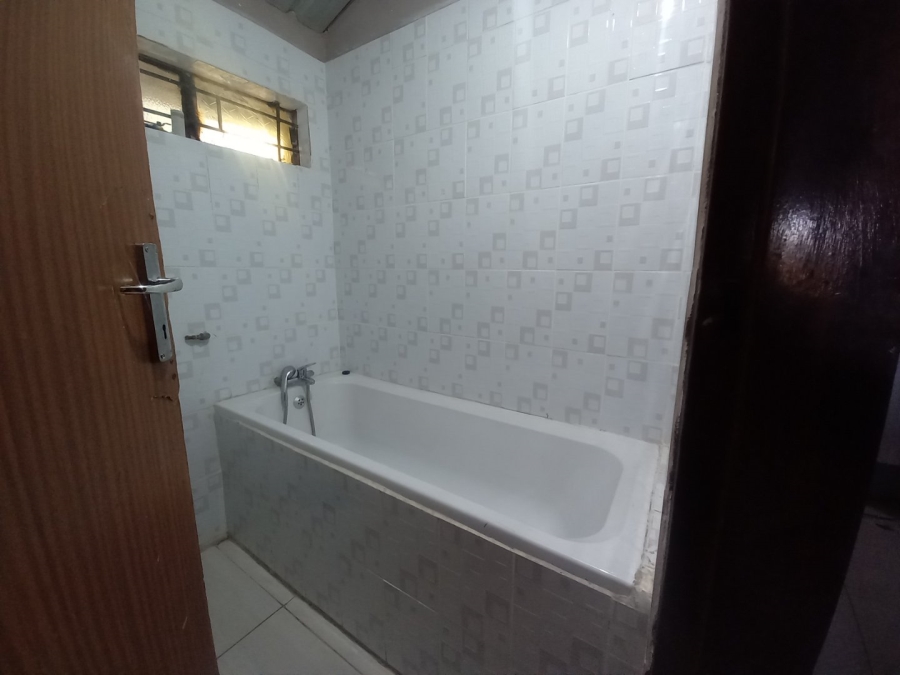 4 Bedroom Property for Sale in Soshanguve G Gauteng