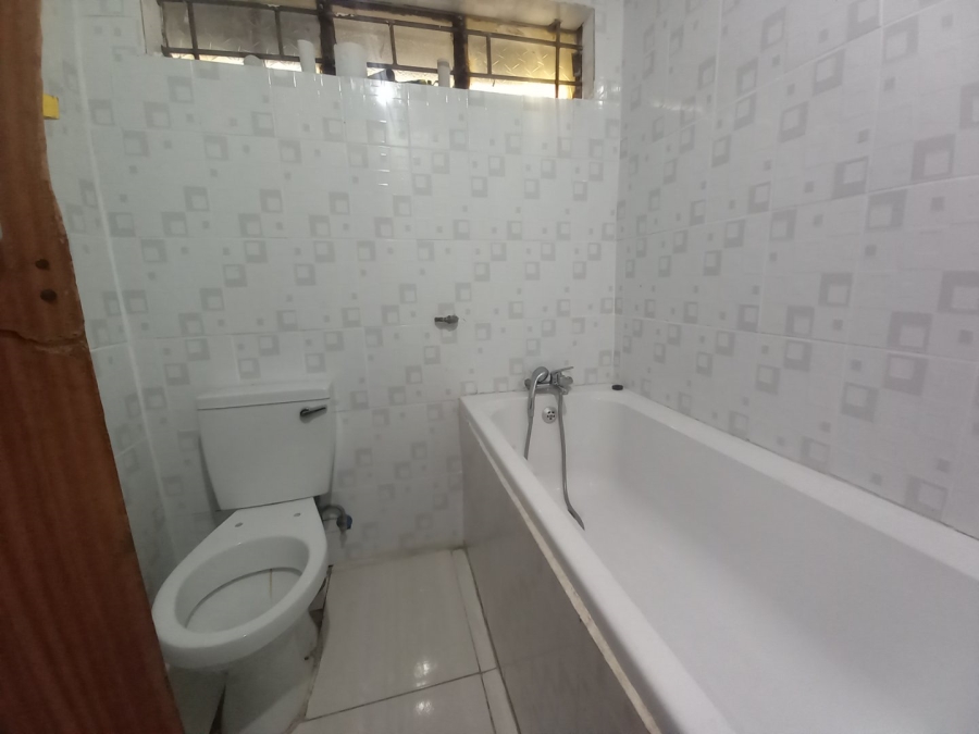 4 Bedroom Property for Sale in Soshanguve G Gauteng