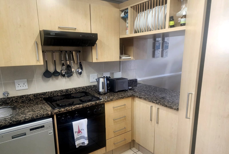 2 Bedroom Property for Sale in Sunninghill Gauteng