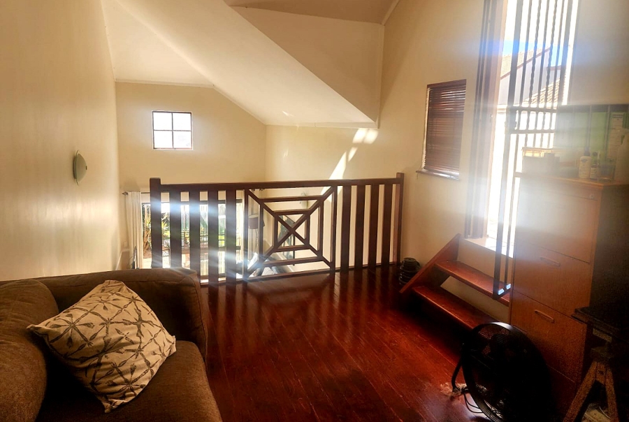 2 Bedroom Property for Sale in Sunninghill Gauteng