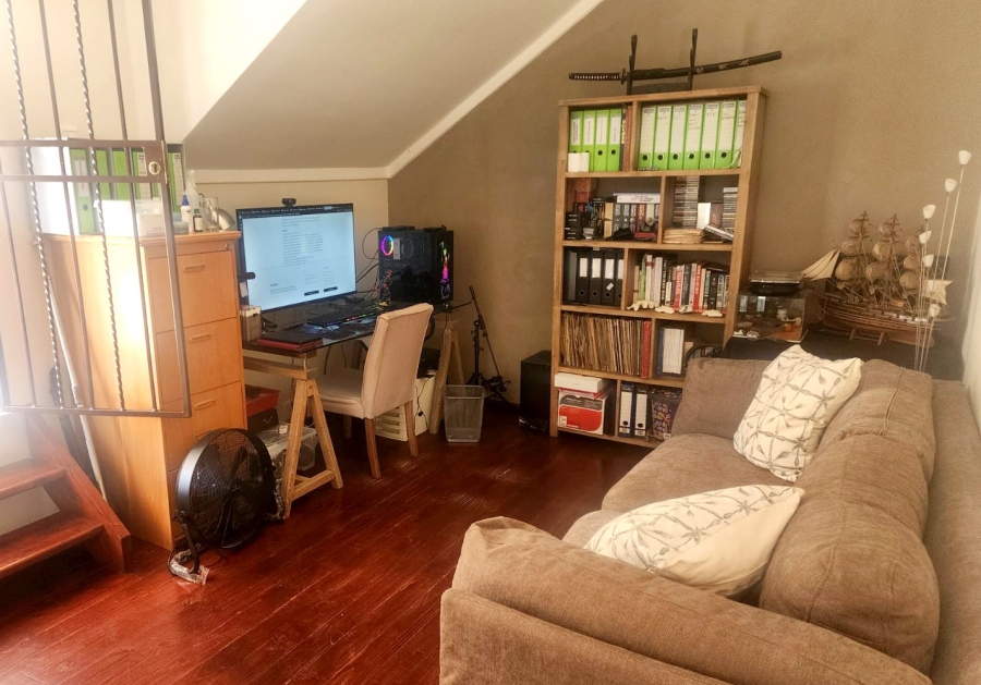 2 Bedroom Property for Sale in Sunninghill Gauteng