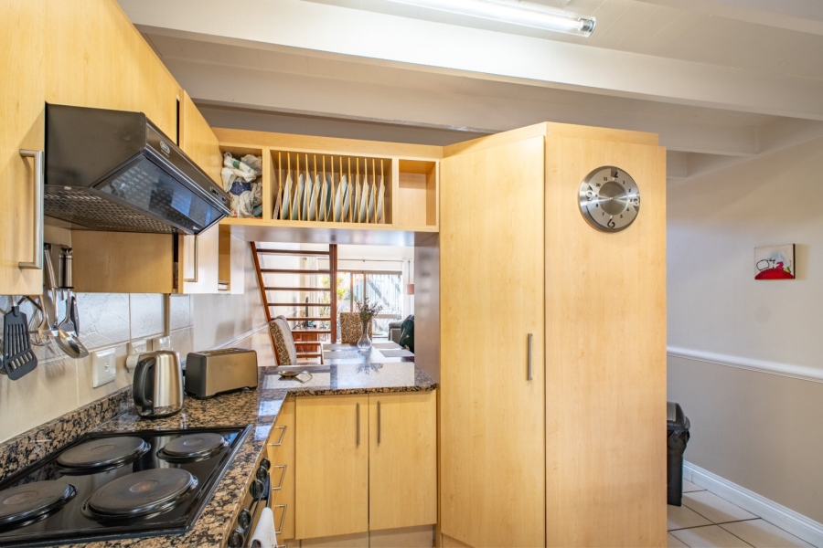 2 Bedroom Property for Sale in Sunninghill Gauteng