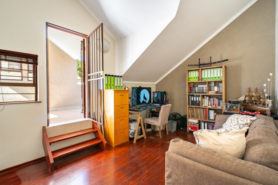 2 Bedroom Property for Sale in Sunninghill Gauteng