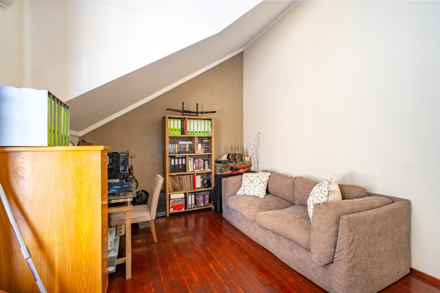 2 Bedroom Property for Sale in Sunninghill Gauteng