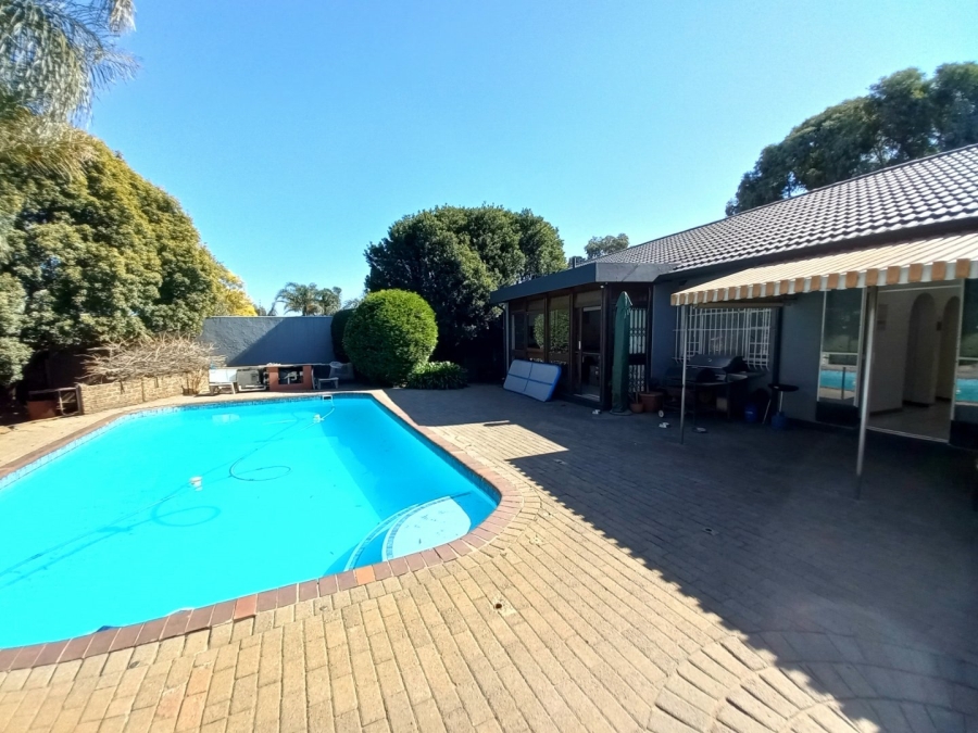 3 Bedroom Property for Sale in Harmelia Gauteng