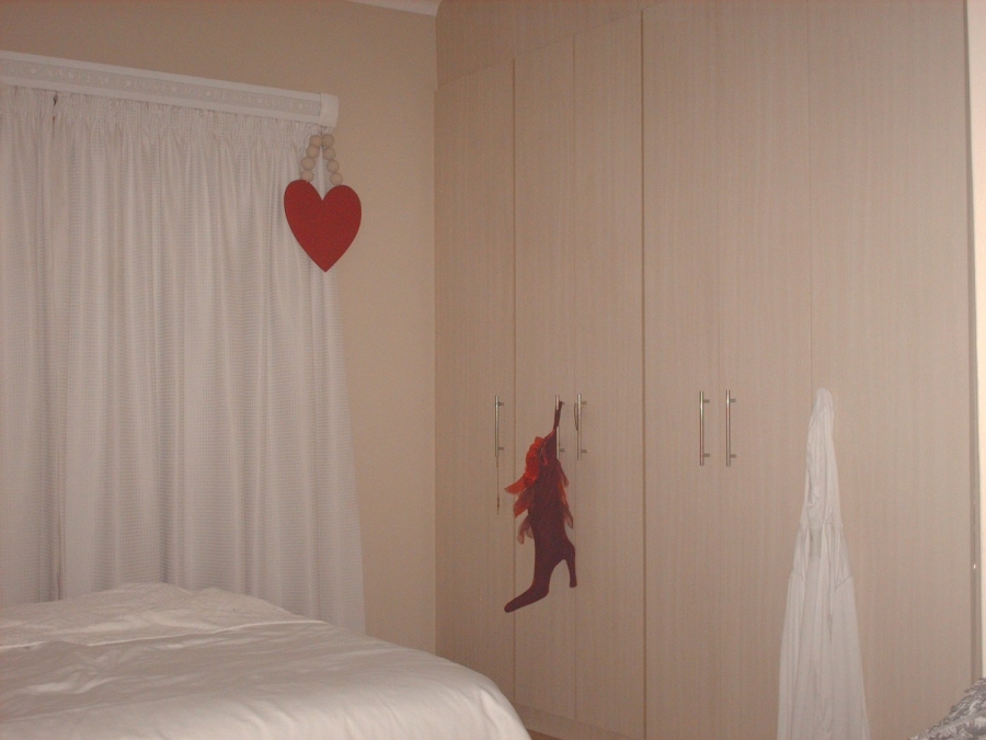 3 Bedroom Property for Sale in Kookrus Gauteng