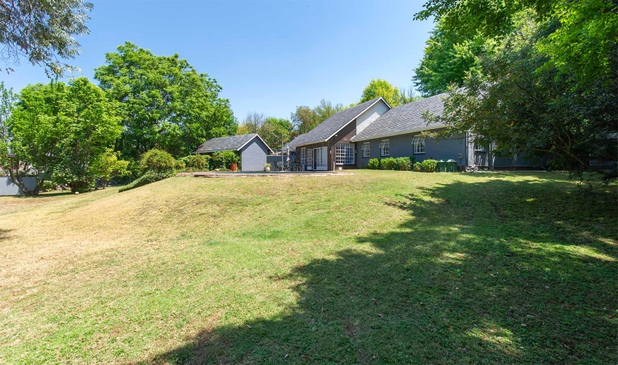 4 Bedroom Property for Sale in Bryanston Gauteng