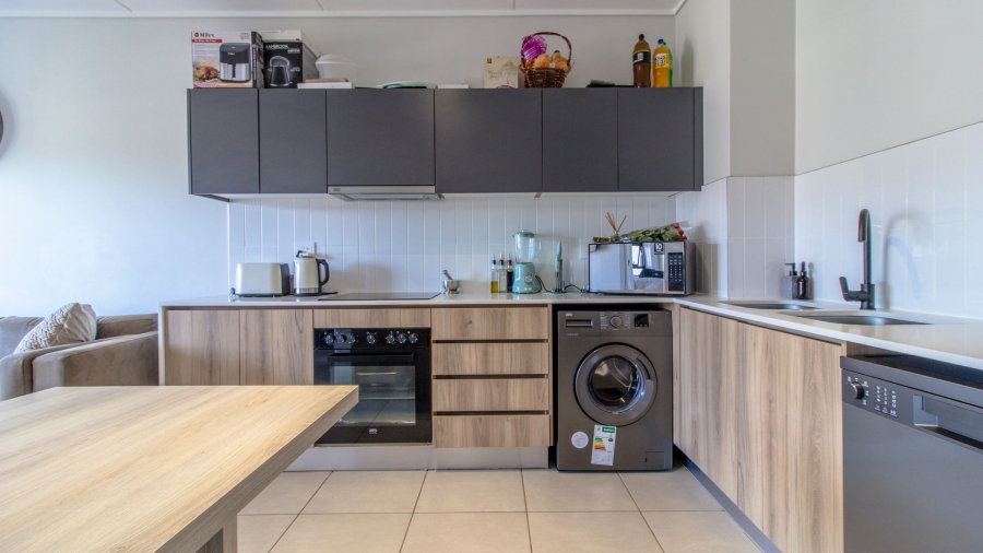 1 Bedroom Property for Sale in Mulbarton Gauteng