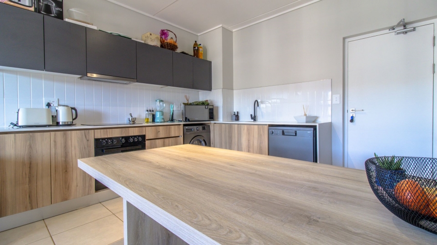1 Bedroom Property for Sale in Mulbarton Gauteng