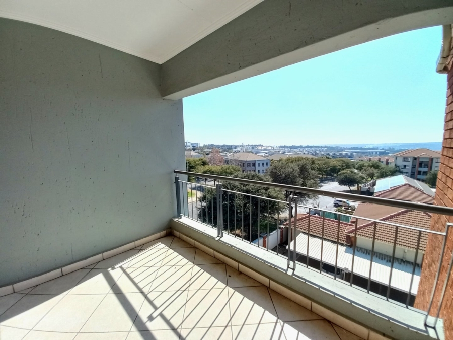 2 Bedroom Property for Sale in Greenstone Hill Gauteng