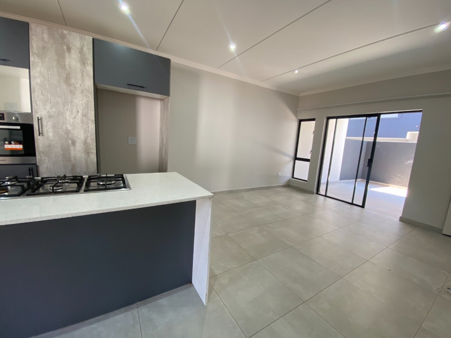 To Let 2 Bedroom Property for Rent in Bryanston Gauteng