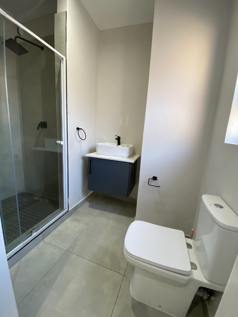 To Let 2 Bedroom Property for Rent in Bryanston Gauteng