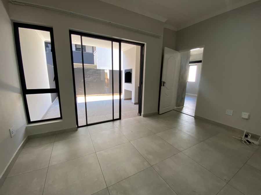 To Let 2 Bedroom Property for Rent in Bryanston Gauteng