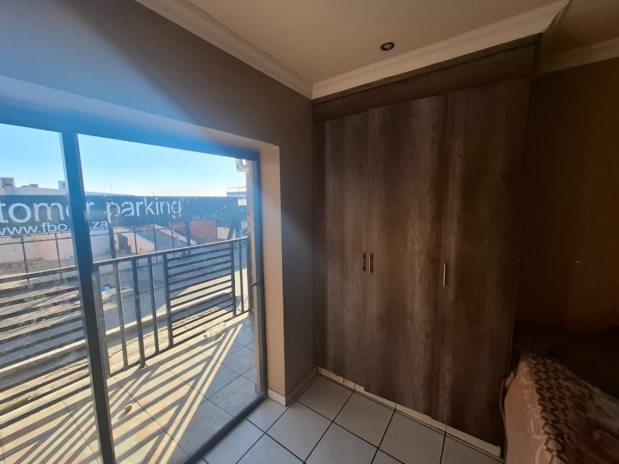 8 Bedroom Property for Sale in Kempton Park Central Gauteng