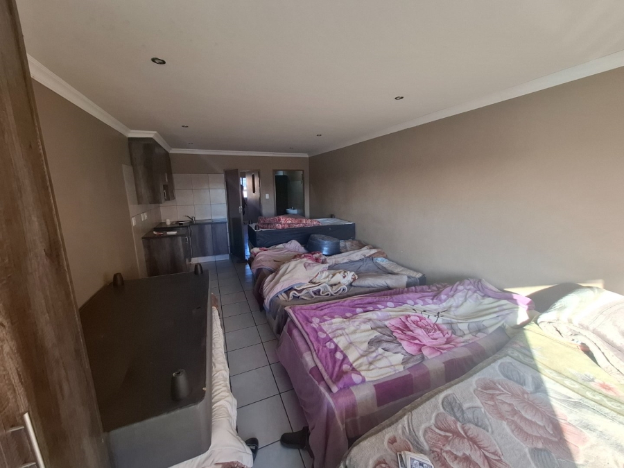 8 Bedroom Property for Sale in Kempton Park Central Gauteng