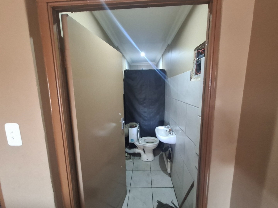 8 Bedroom Property for Sale in Kempton Park Central Gauteng